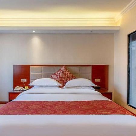 Overseas Chinese Hotel Zhuhai Exterior foto