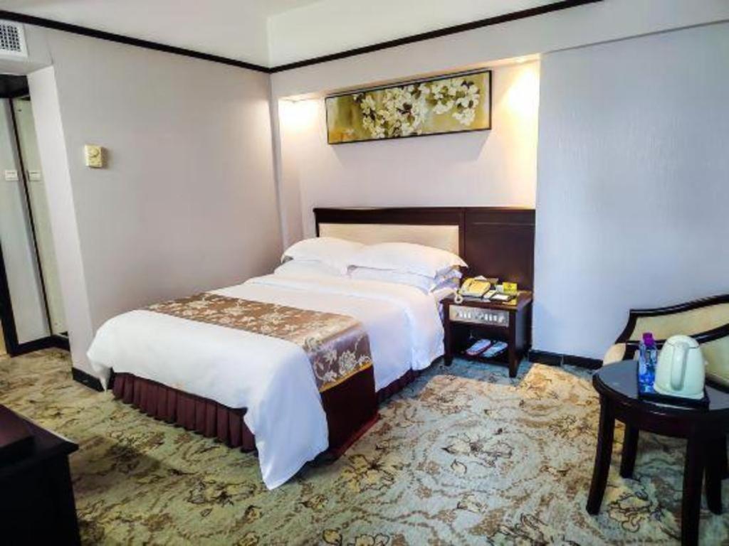Overseas Chinese Hotel Zhuhai Exterior foto