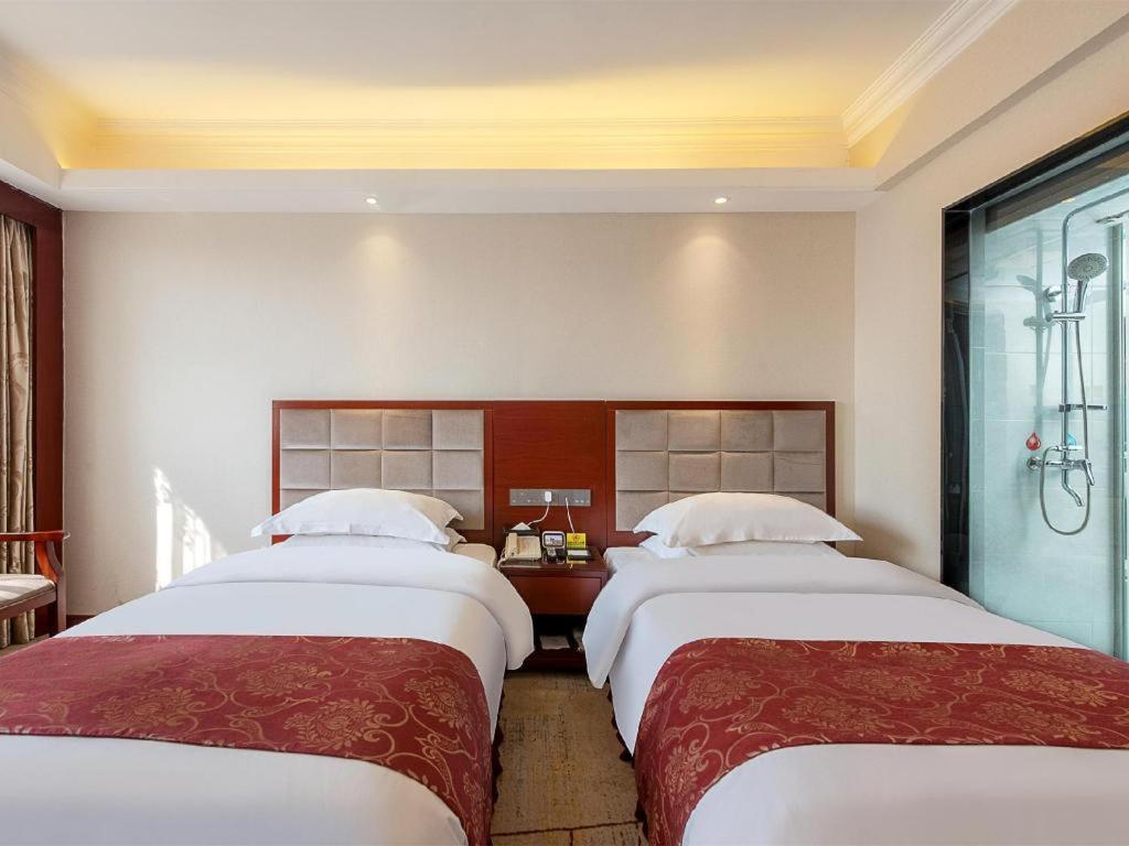 Overseas Chinese Hotel Zhuhai Exterior foto