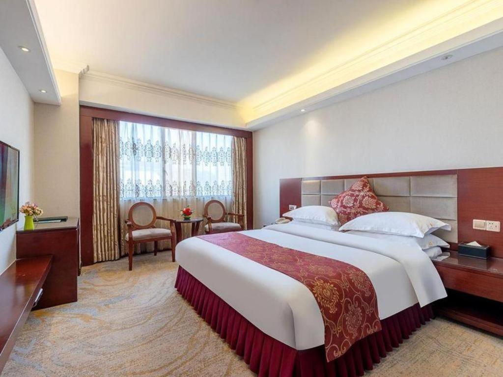 Overseas Chinese Hotel Zhuhai Exterior foto