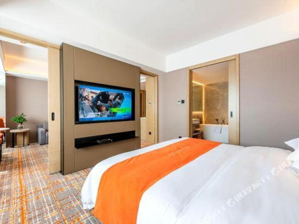Overseas Chinese Hotel Zhuhai Exterior foto