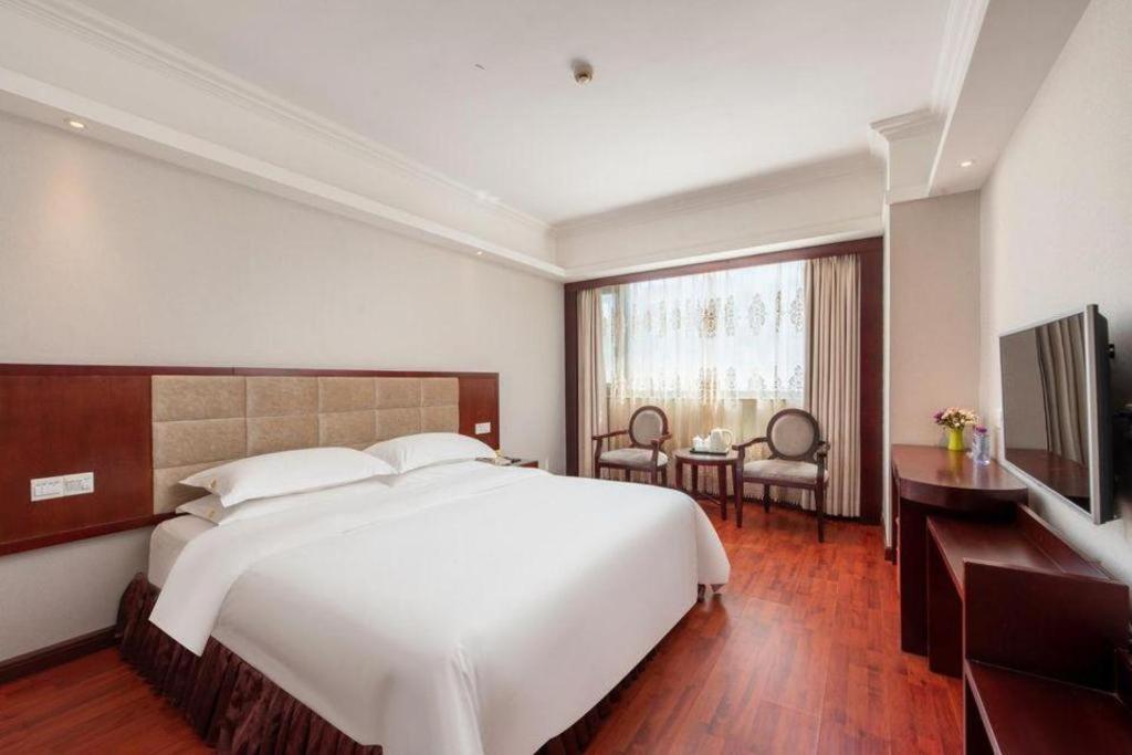 Overseas Chinese Hotel Zhuhai Exterior foto